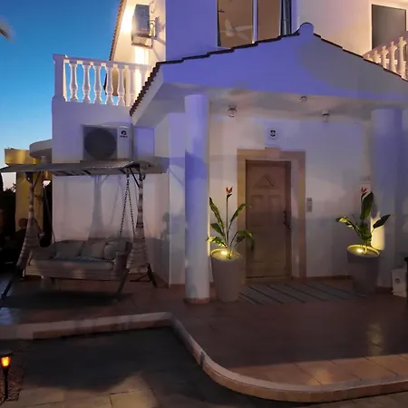 Casa Amaya - Private In Coral Bay *
