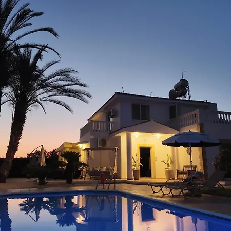 Casa Amaya - Private In Coral Bay * Paphos