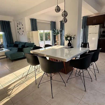 Casa Amaya - Private In Coral Bay 别墅 Paphos