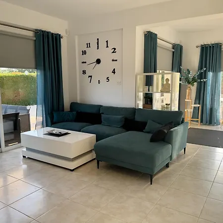 Casa Amaya - Private In Coral Bay Paphos